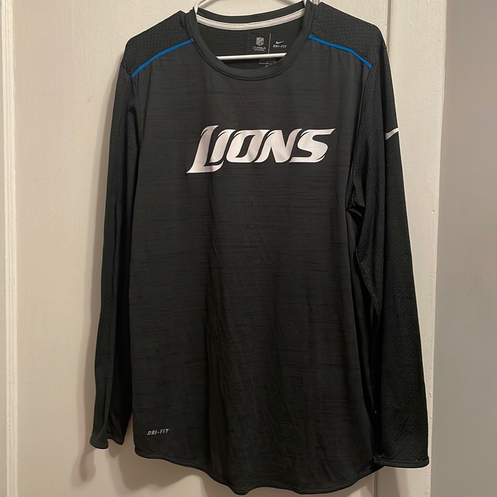 Nike mens dry fit size L Detroit Lions long sleeve shirt